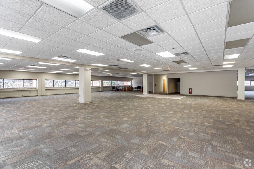 More Photos Of 599 Research Pky, Meriden Office For Sale