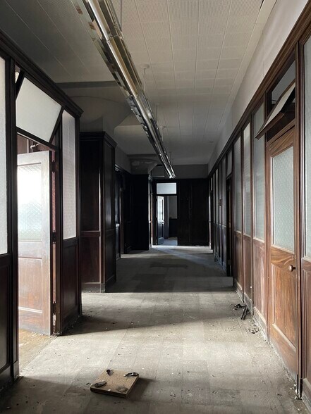 More Photos Of 658 Bailey Ave, Buffalo Manufacturing For Sale