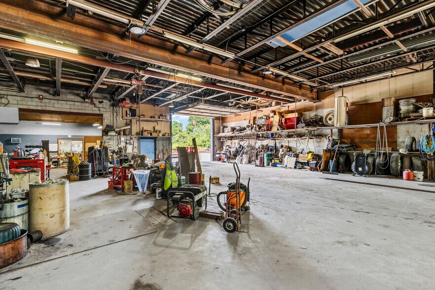 More Photos Of 8303 216th St N, Forest Lake Warehouse For Sale