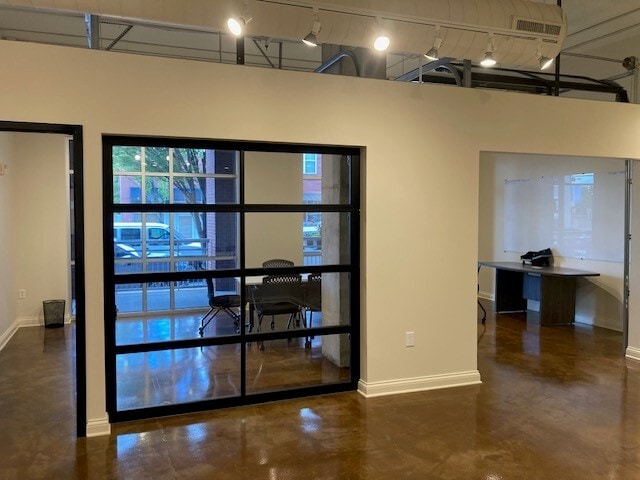 More Photos Of 345 Frazier Ave, Chattanooga Storefront Retail Office For Lease