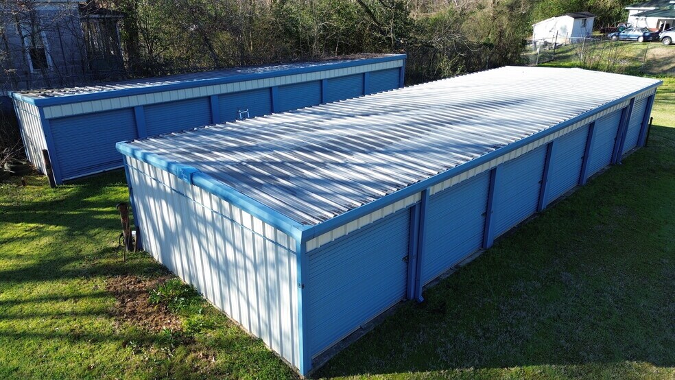 More Photos Of 203 Vicksburg St, Edwards Flex For Sale