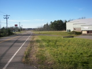 More Photos Of 1700 Iron King Rd, Ironwood Warehouse For Sale