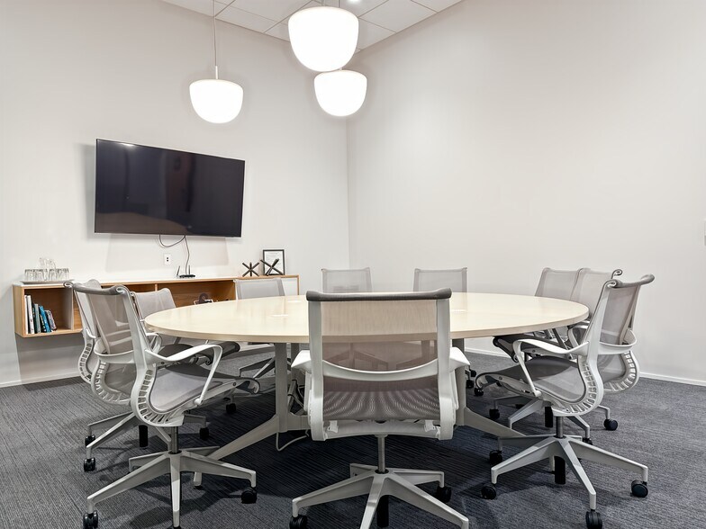 More Photos Of 3300 Dallas North Tollway, Plano Coworking Space