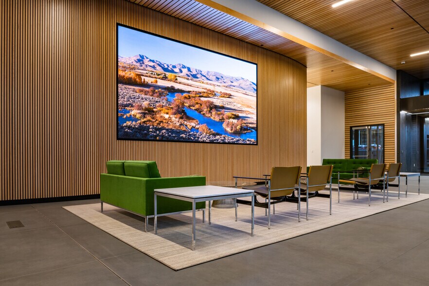 More Photos Of 1100 W Idaho St, Boise Office For Lease