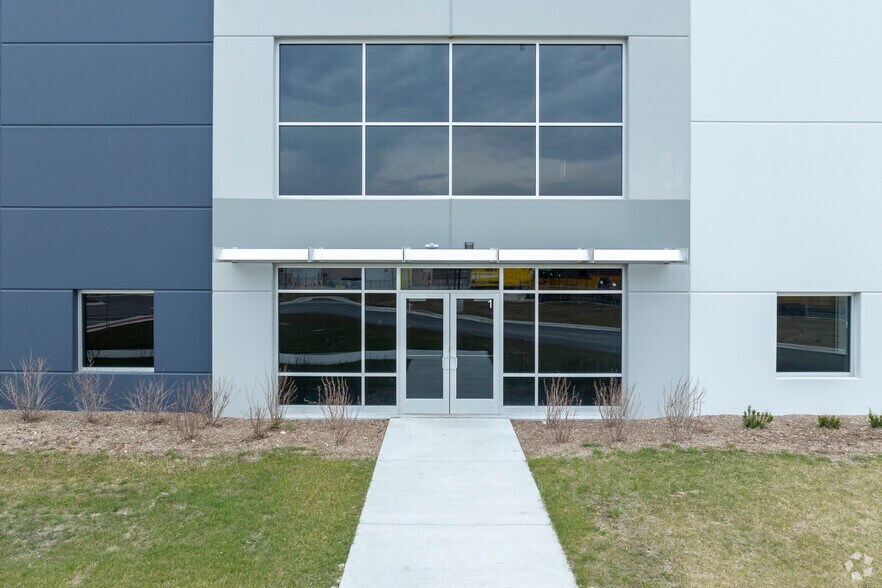 More Photos Of 9301 W 55th St, McCook Unknown For Lease