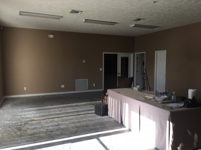 More Photos Of 1730 NE 23rd Ter, Ocala Warehouse For Sale