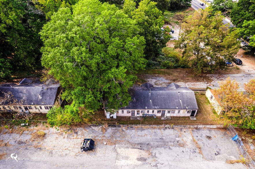 More Photos Of 566 SW University Ave, Atlanta Apartments For Sale