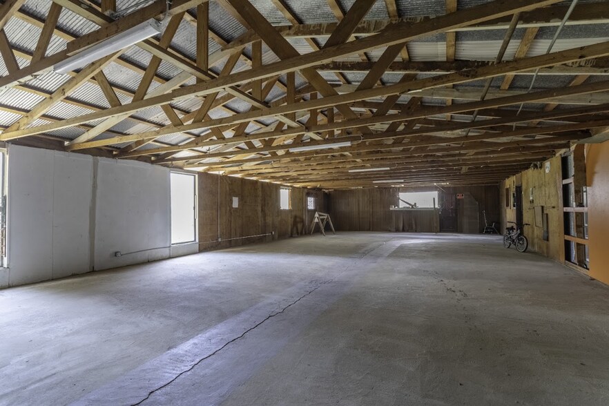 More Photos Of 2341 US Highway 231, Wetumpka Warehouse For Sale