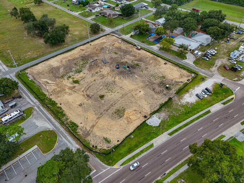 More Photos Of 564 E Brookins Ave, Eagle Lake Unknown For Lease