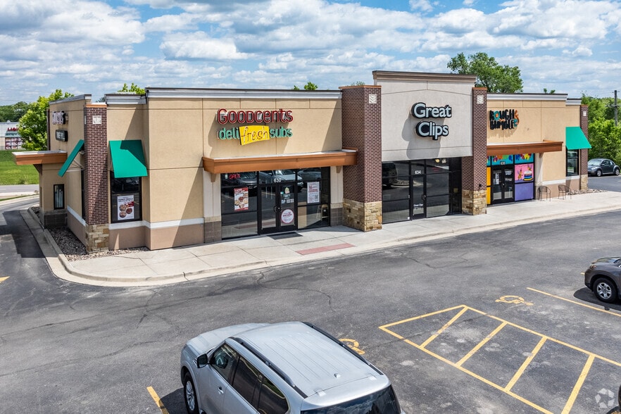 Primary Photo Of 606-626 S 130th St, Bonner Springs Unknown For Lease