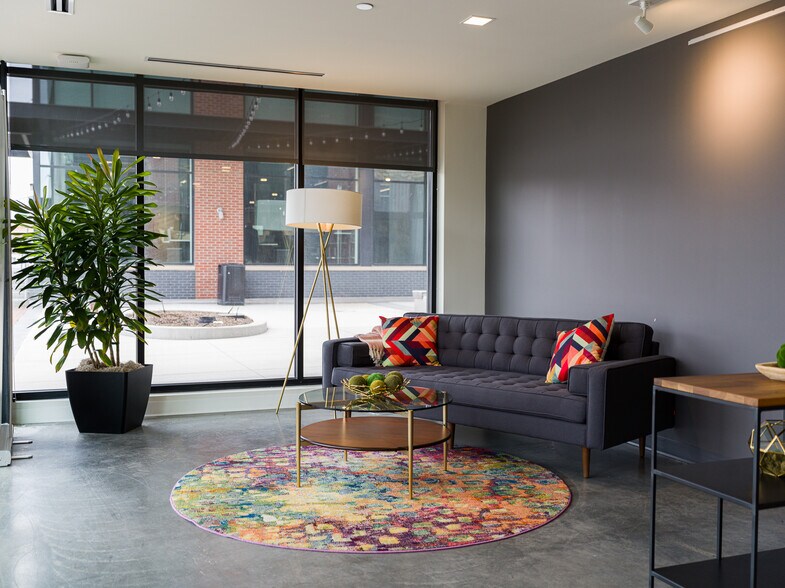 More Photos Of 11220 W Burleigh St, Wauwatosa Coworking Space
