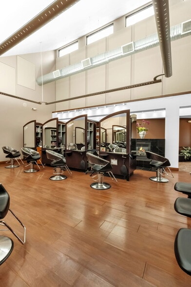 More Photos Of 8180 Wehrle Dr, Buffalo General Retail For Sale