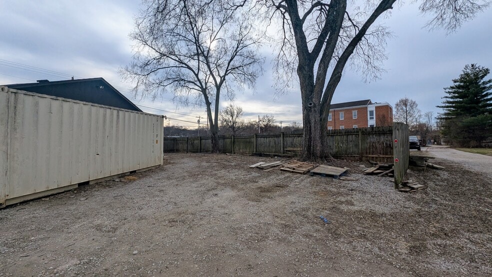 More Photos Of 3619 Church St, Newtown Warehouse For Lease