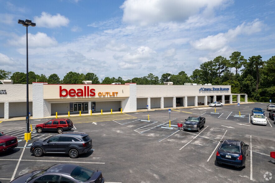 More Photos Of 1160-1186 6th St, Macclenny Unknown For Lease