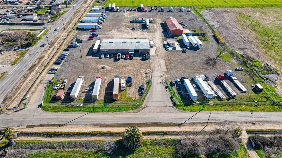 More Photos Of 788 E Childs Ave, Merced Warehouse For Lease