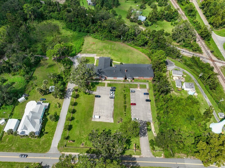 More Photos Of 1476 SW Main St, Greenville Medical For Sale