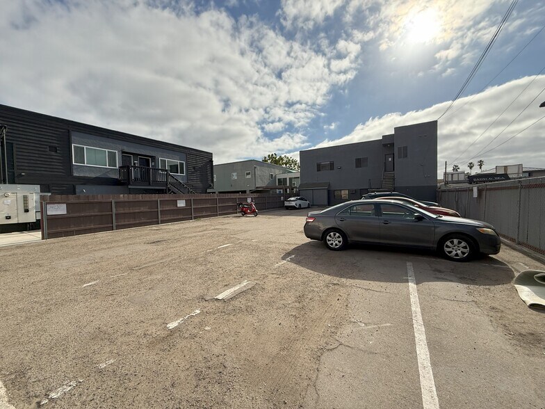 More Photos Of 4870 Santa Monica Ave, San Diego Office Residential For Lease