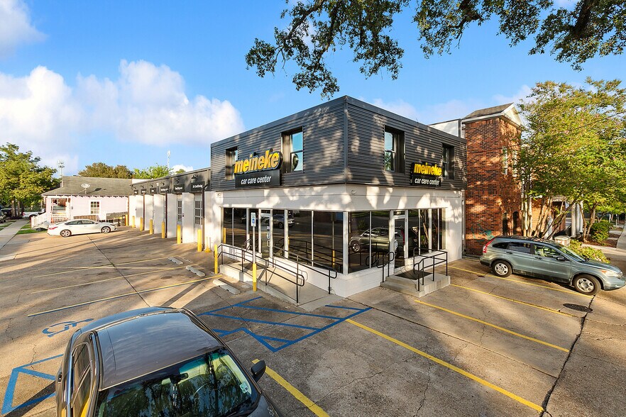 More Photos Of 4243 Canal St, New Orleans Auto Repair For Sale