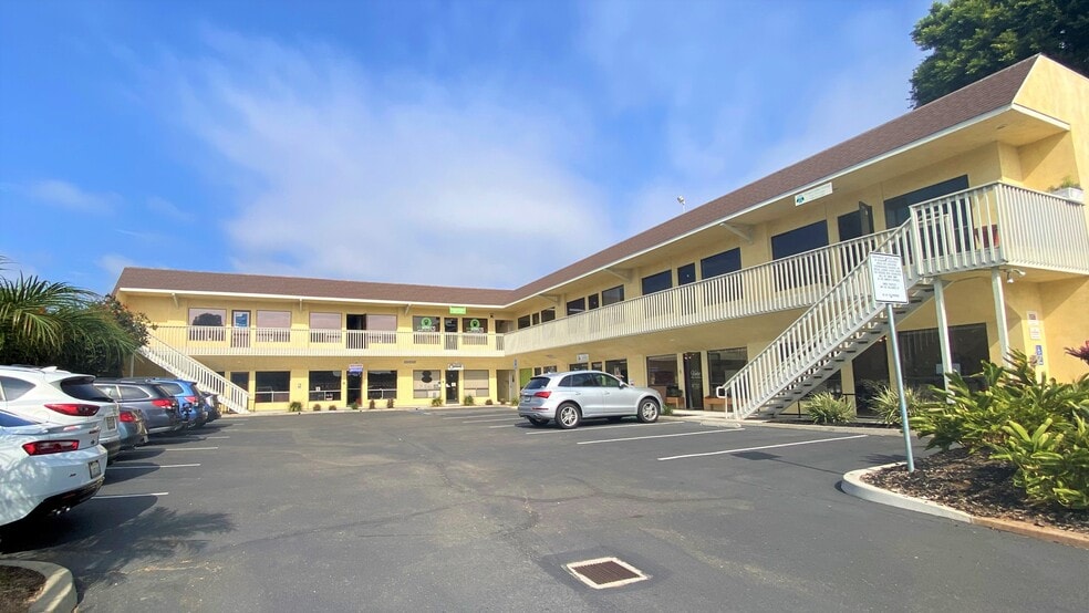 Primary Photo Of 3138 Roosevelt St, Carlsbad Office For Lease