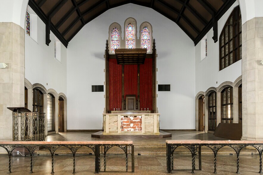 More Photos Of 6300 Minnesota Ave, Saint Louis Religious Facility For Sale