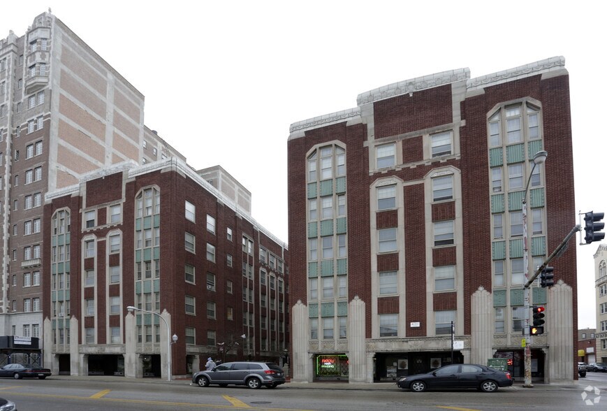 More Photos Of , Chicago Multifamily For Sale