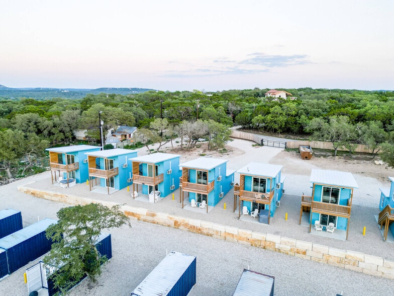 More Photos Of 420 Simon Crest, Canyon Lake Hospitality For Sale