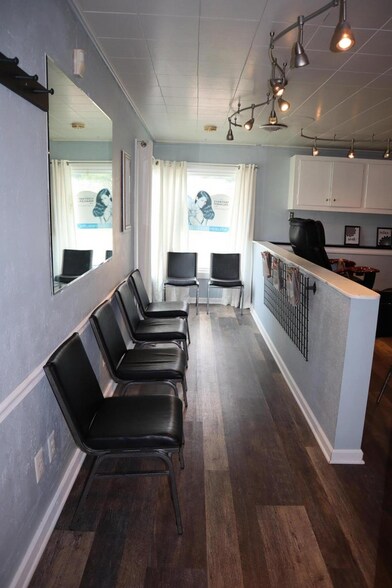 More Photos Of 433 Gibbs Ave, Washington Court House Freestanding For Sale