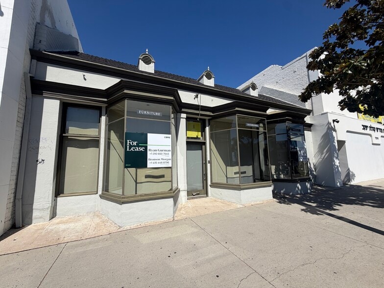 More Photos Of 7215 Beverly Blvd, Los Angeles Storefront For Lease