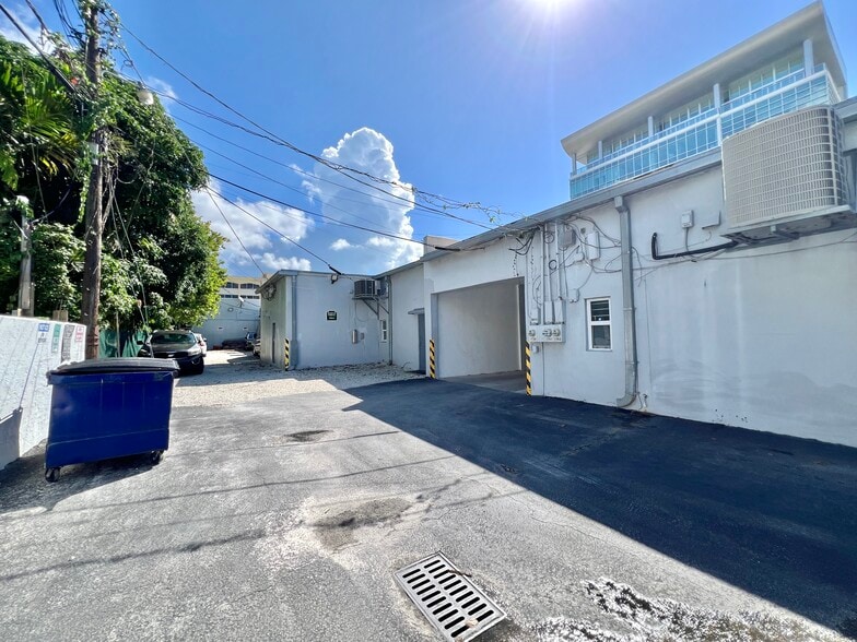 More Photos Of 1727-1743 Coral Way, Miami Freestanding For Sale