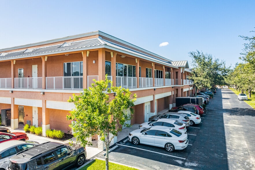 More Photos Of 3845 Beck Blvd, Naples Office Residential For Lease