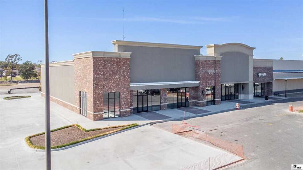 More Photos Of 103 Constitution dr, West Monroe Storefront For Lease