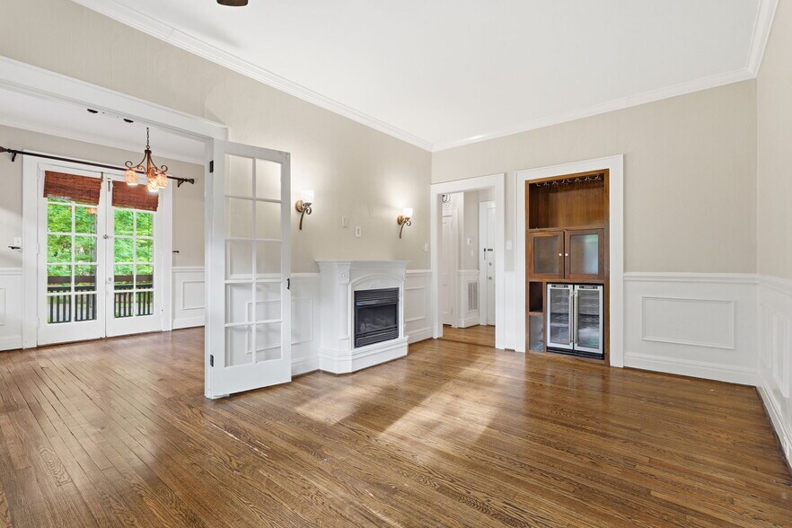 More Photos Of 916 Bromley Rd, Charlotte Apartments For Sale