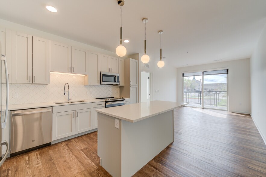 More Photos Of 416 N Kirkwood Rd, Kirkwood Apartments For Sale