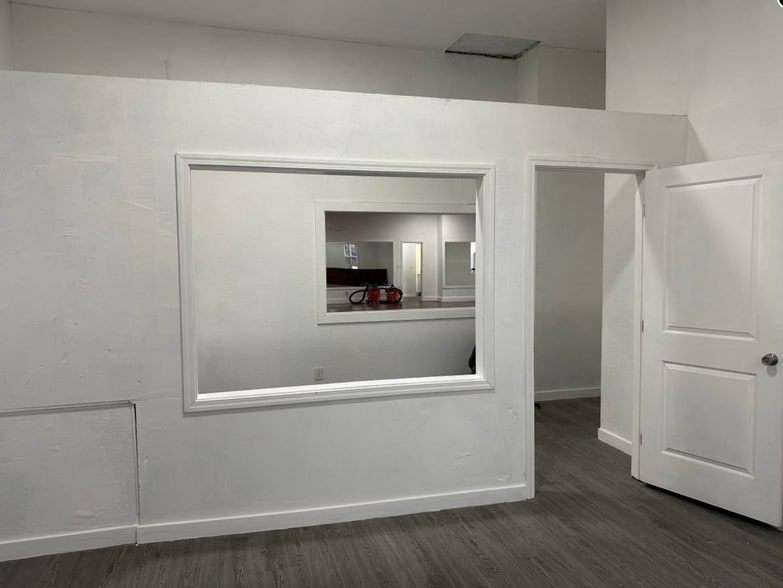 More Photos Of 5601 Rainier Ave S, Seattle General Retail For Lease