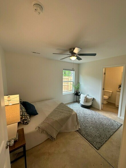 More Photos Of 1514 N Madison Ave, Wichita Apartments For Sale