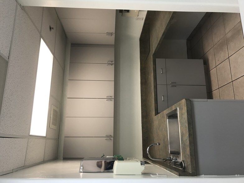 More Photos Of 1310 W St Marys Rd, Tucson Medical For Lease