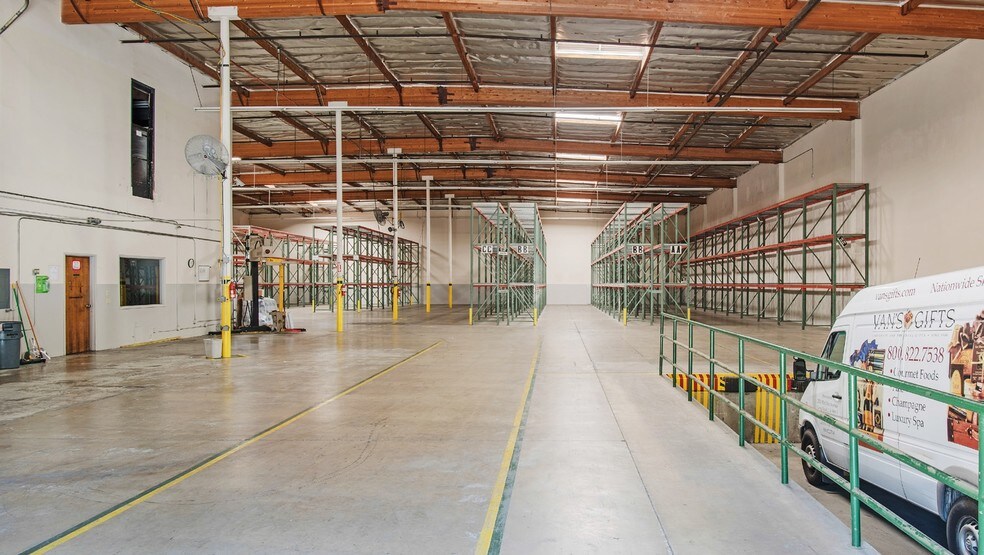 More Photos Of 2520 Mira Mar Ave, Long Beach Warehouse For Lease