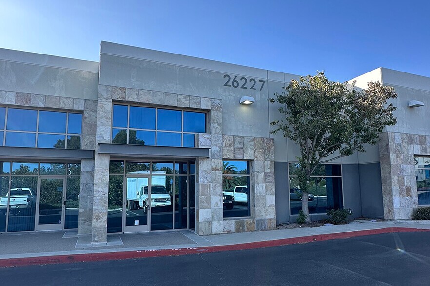 Primary Photo Of 26227 Enterprise Ct, Lake Forest Manufacturing For Lease