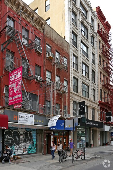 More Photos Of 141 Grand St, New York Storefront Retail Office For Sale