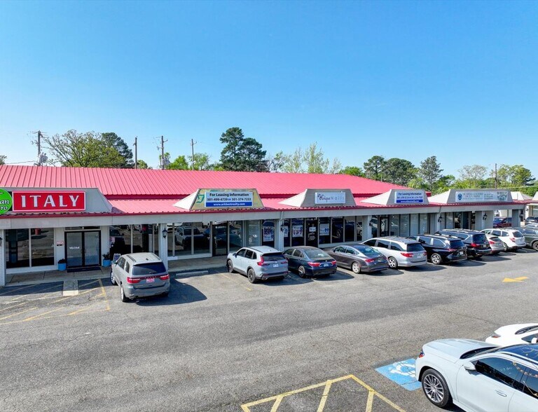 More Photos Of , Hot Springs General Retail For Sale