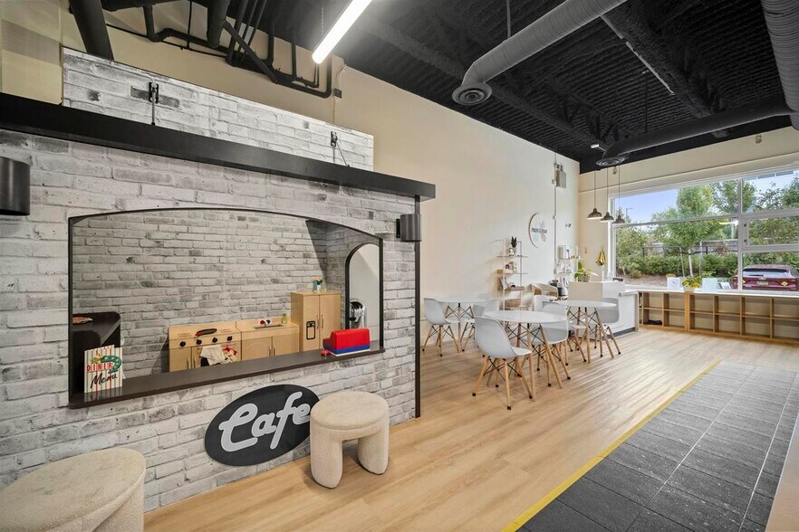 More Photos Of 19748A 86th Av, Langley Warehouse For Sale