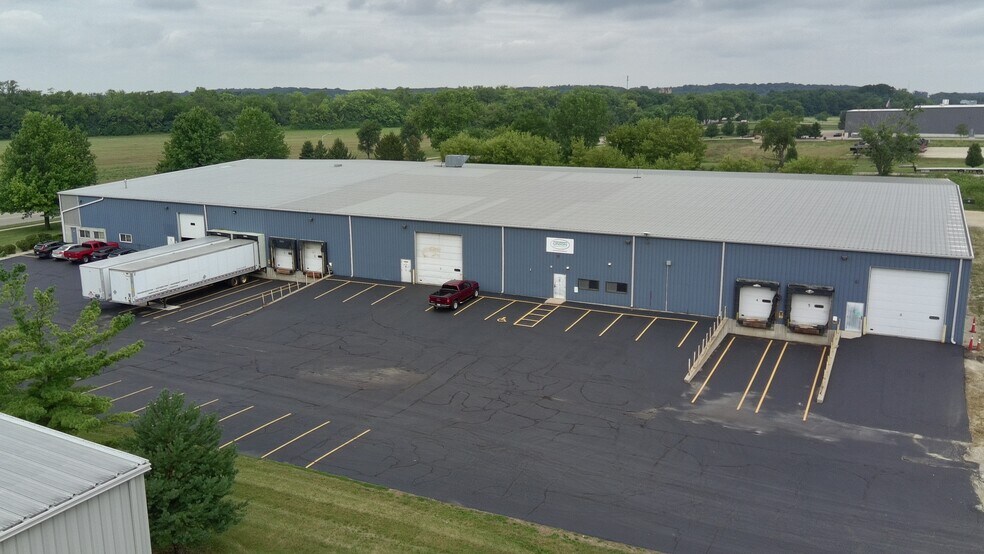 More Photos Of 3920 Kennedy Rd, Janesville Warehouse For Lease