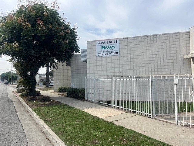 More Photos Of 5569 W Washington Blvd, Los Angeles Light Distribution For Lease