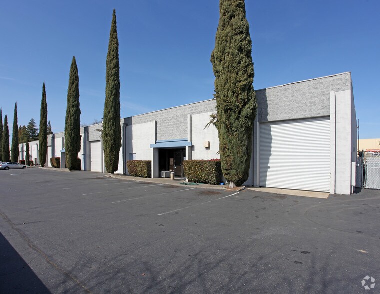 Primary Photo Of 11361 Sunrise Gold Cir, Rancho Cordova Warehouse For Sale