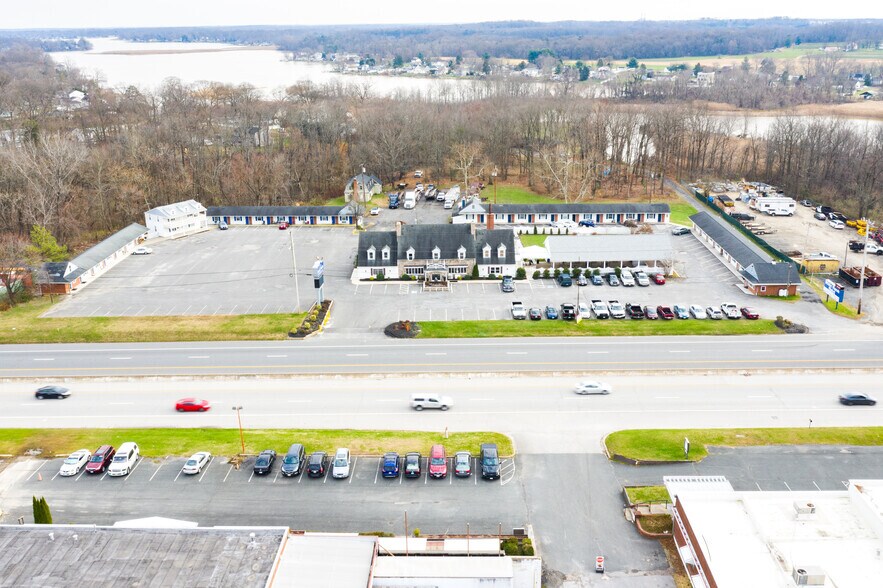 More Photos Of 11131 Pulaski Hwy, White Marsh Restaurant For Lease