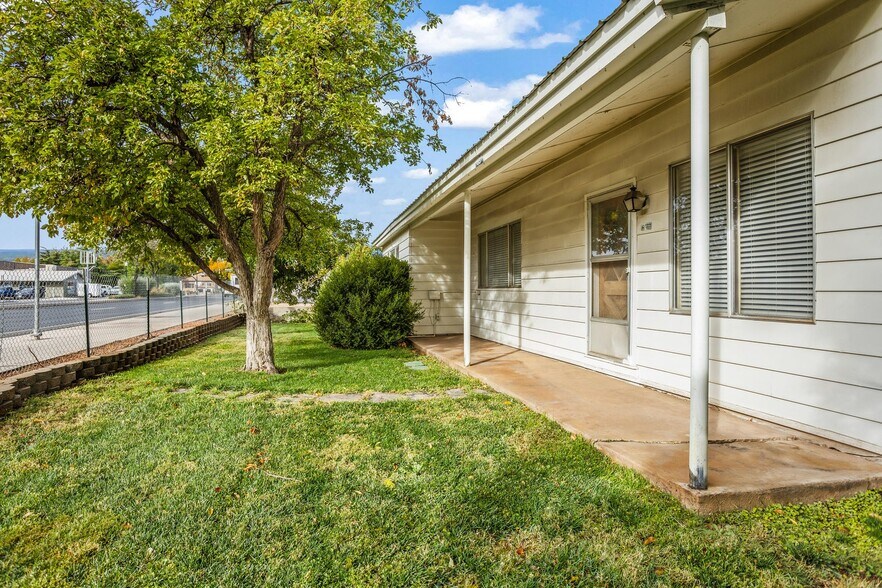 More Photos Of 83 E. Main Street, Hurricane Manufactured Housing Mobile Home Park For Sale