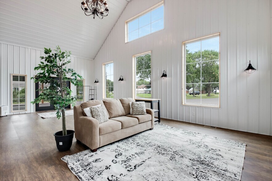 More Photos Of 646 Banks St, Chetek Specialty For Sale