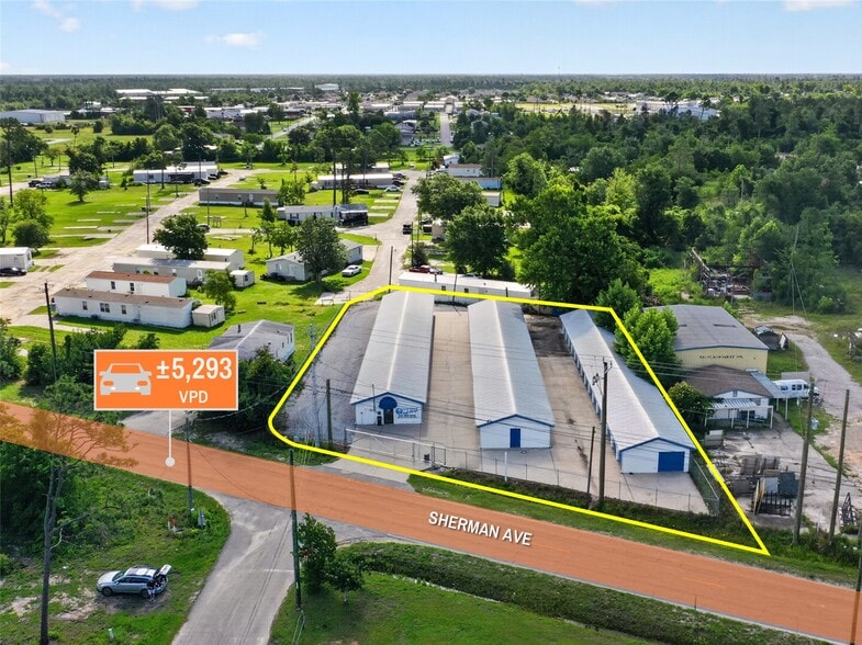 More Photos Of 1920 Sherman Ave, Panama City Self Storage For Sale