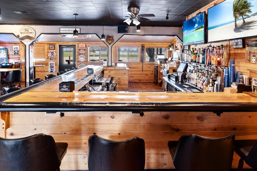 More Photos Of W12010 Rose Eld Rd, Ripon Restaurant For Sale