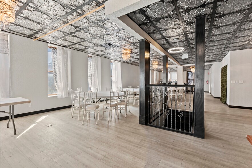 More Photos Of 603 N River St, Hot Springs Hotel For Sale